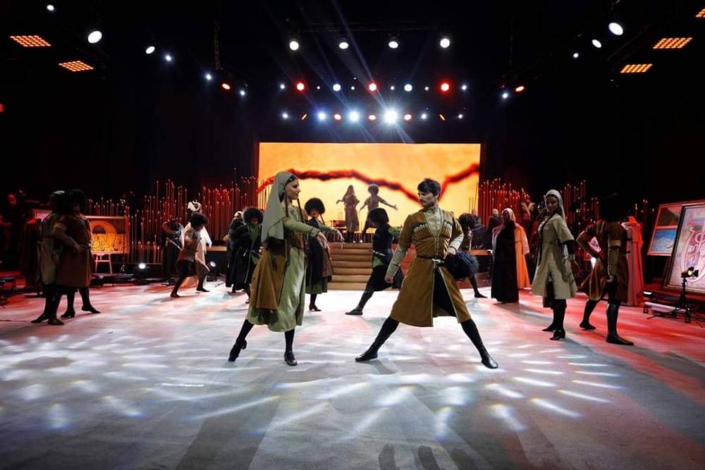 " შოუ ავტოგრაფი"  -  აჭარის სიმღერისა და ცეკვის სახელმწიფო აკადემიური ანსამბლი "არსიანი"